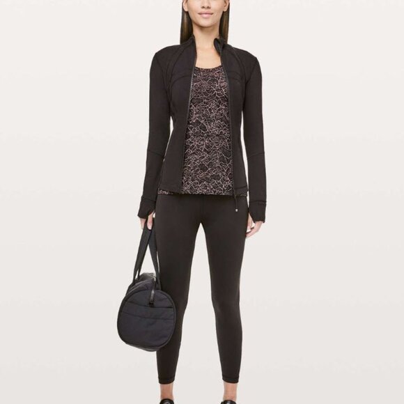 Lululemon racerback lacescape Spanish rose black tank top - Picture 5 of 8